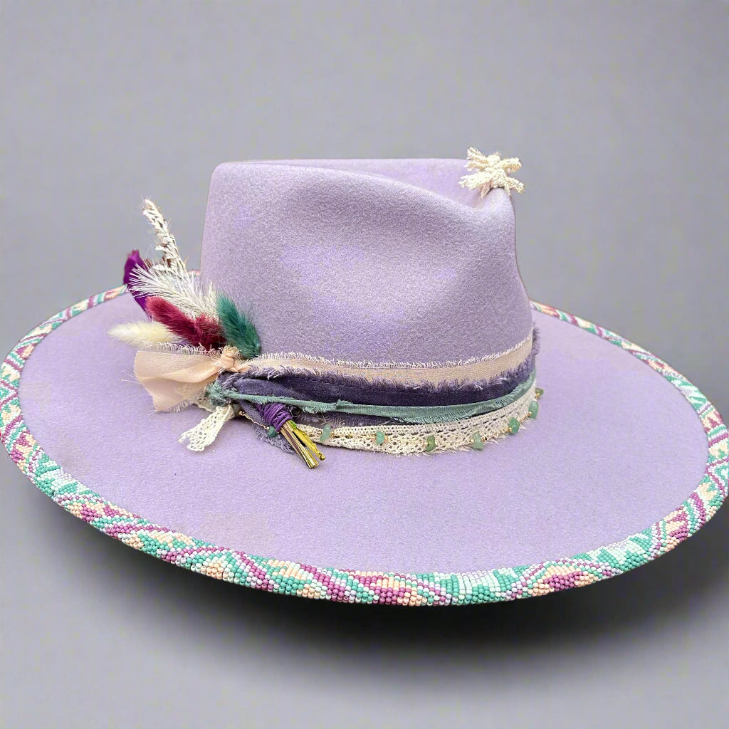 Lilac Lariat