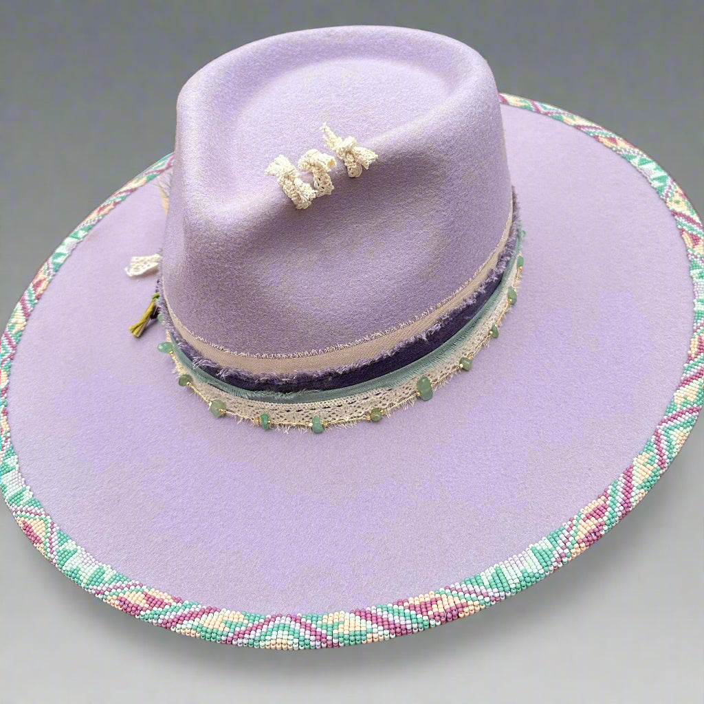 Lilac Lariat