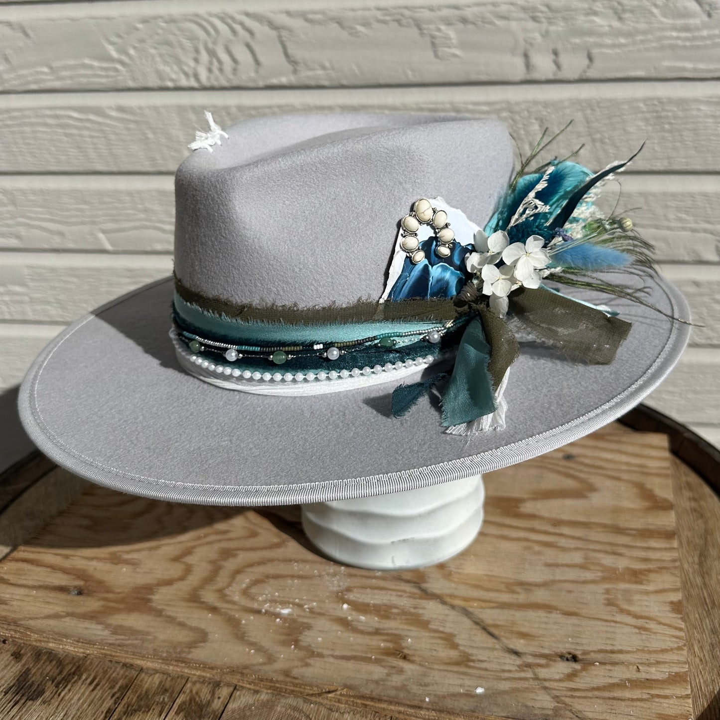 Malibu Cowgirl 🌊🐬