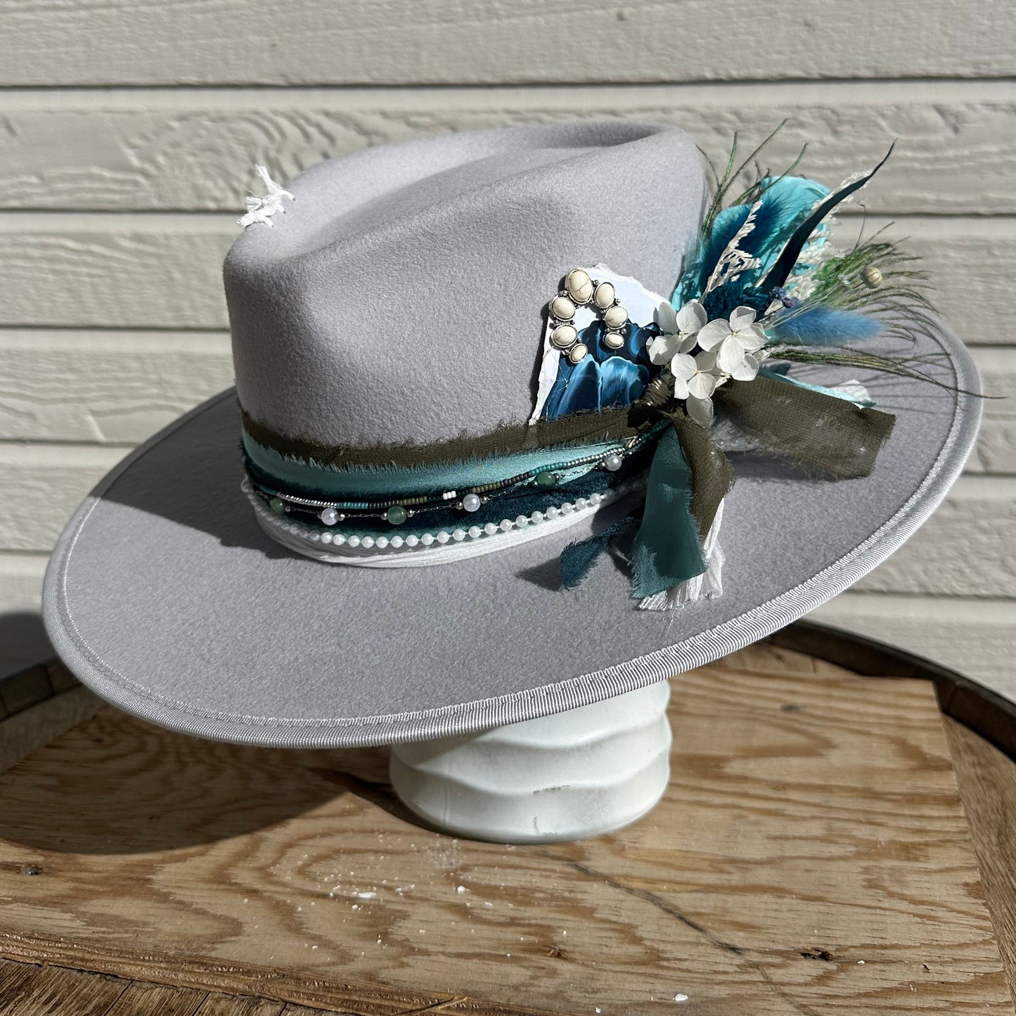 Malibu Cowgirl 🌊🐬